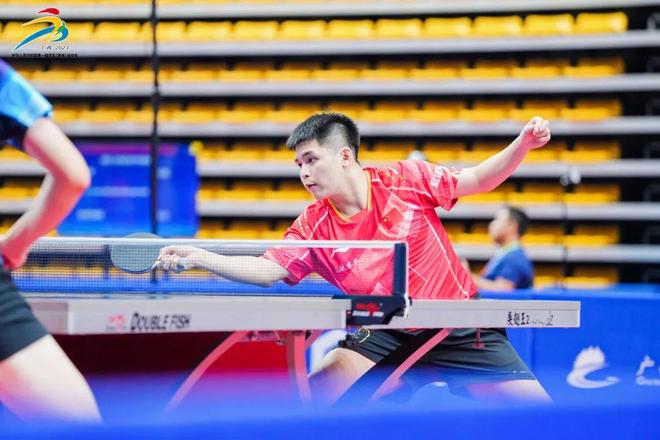 他通过一记 他通过一记